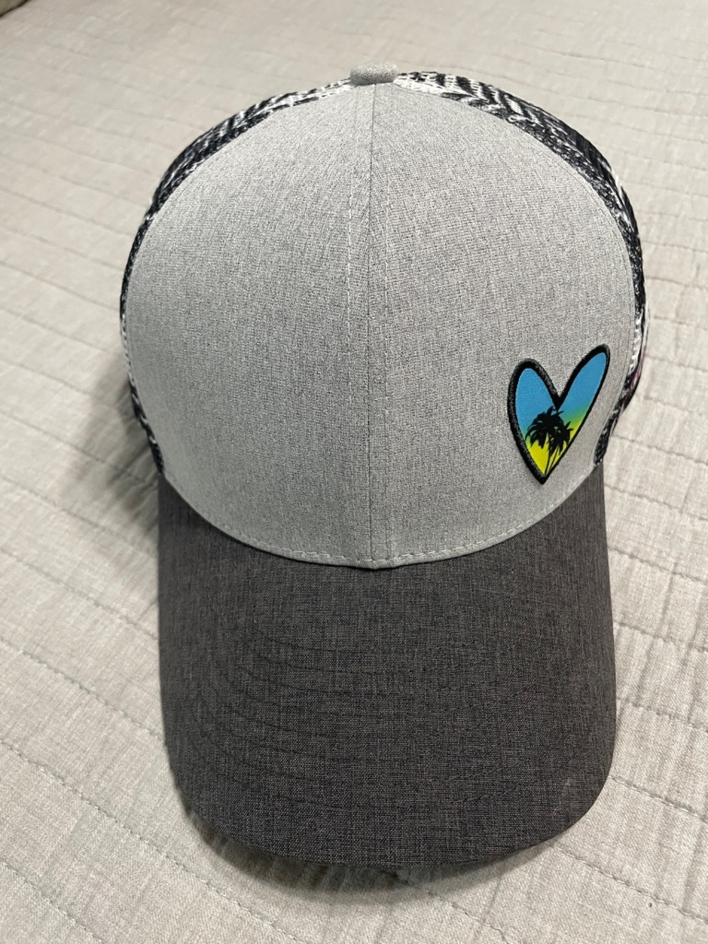 Grace Folly Trucker Hat Gray Two-Tone Heart Palm Women's OS